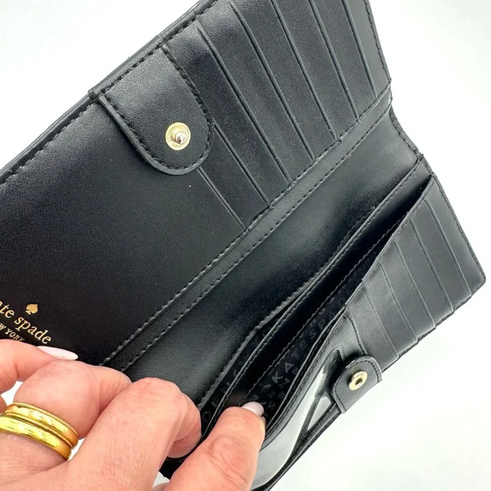 💰SALE💰 Kate Spade Leather Polka Dot Slim Snap Bifold Wallet Black/Light Beige - Picture 10 of 14